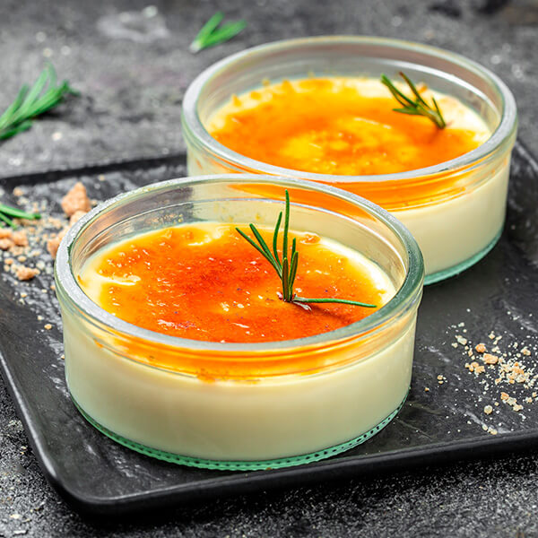 maple creme brûlée in glass dishes